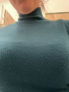 sexylenia online show from April 4, 12:56 pm