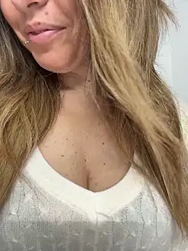 sexylenia online show from April 3, 10:05 pm