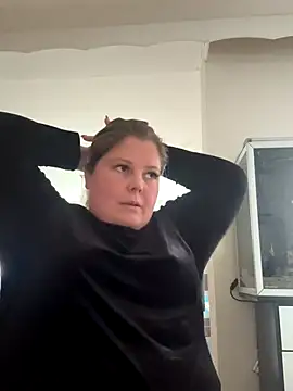 BootyLola online show from November 1, 10:42 am