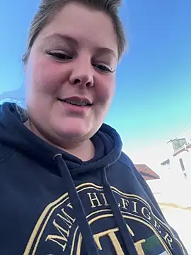 BootyLola online show from September 19, 7:56 am