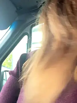 BootyLola online show from November 3, 10:19 am