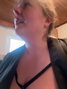 BootyLola online show from November 2, 3:39 pm