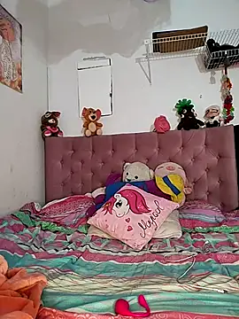 angel allis online show from November 27, 5:30 am