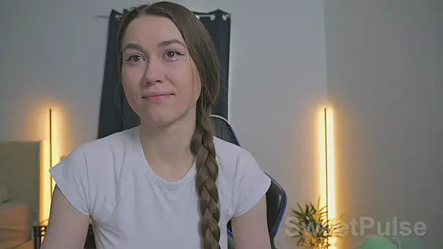 SweetPulse online show from December 5, 4:38 pm