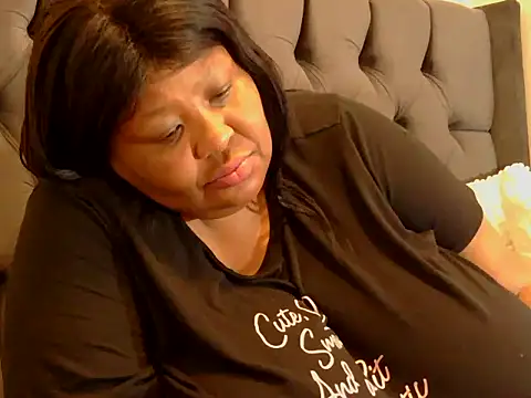 nancy111 online show from October 27, 2:40 pm