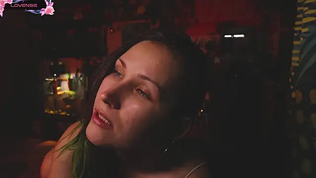 Dead Butterfly online show from October 27, 2:23 am