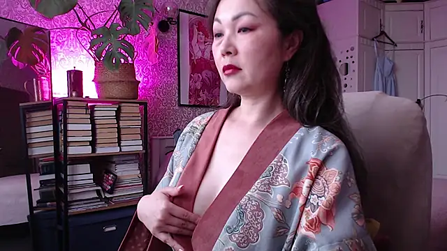 Koreanowner online show from May 30, 4:23 pm