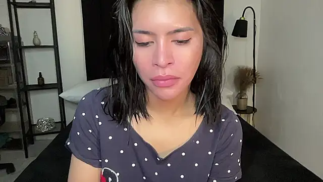 your bianca69 online show from February 18, 11:34 pm