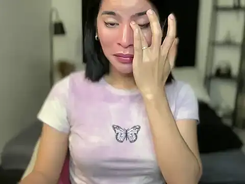 your bianca69 online show from December 18, 11:30 pm