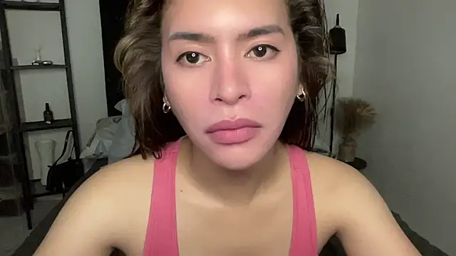 Snapshot of your_bianca69 chatting on April 23, 1:01 am your bianca69 online show from April 23, 1:01 am