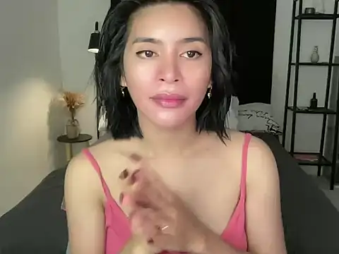 your bianca69 online show from November 18, 11:37 pm