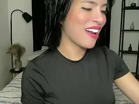 Snapshot of your_bianca69 chatting on October 15, 12:09 am your bianca69 online show from October 15, 12:09 am