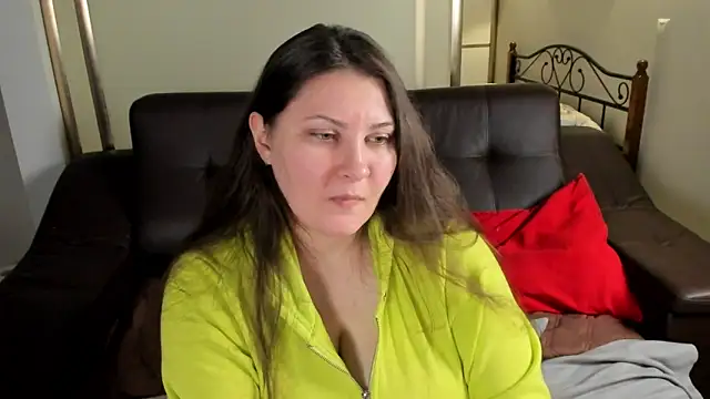 Snapshot of MarySwon chatting on December 31, 3:20 pm MarySwon online show from December 31, 3:20 pm