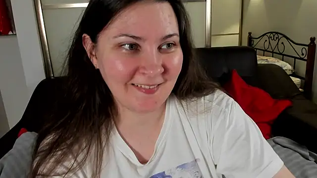 Snapshot of MarySwon chatting on February 25, 9:48 pm MarySwon online show from February 25, 9:48 pm