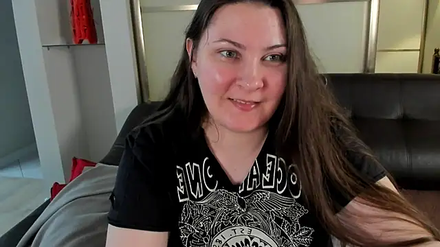 Snapshot of MarySwon chatting on March 18, 11:31 pm MarySwon online show from March 18, 11:31 pm