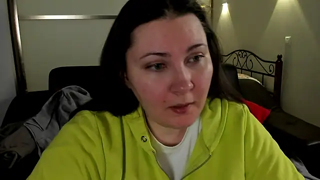 Snapshot of MarySwon chatting on March 7, 5:38 pm MarySwon online show from March 7, 5:38 pm