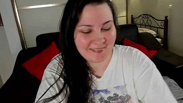 Snapshot of MarySwon chatting on February 25, 6:33 pm MarySwon online show from February 25, 6:33 pm