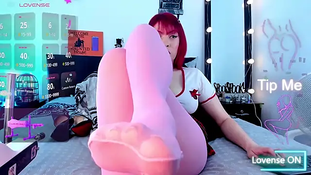 Snapshot of Natashayuu chatting on July 16, 9:56 pm Natashayuu online show from July 16, 9:56 pm