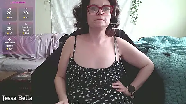 JessaBella online show from April 30, 3:08 pm