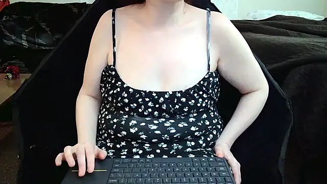 JessaBella online show from April 13, 3:05 pm