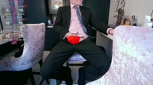 Snapshot of jiminpete chatting on January 20, 8:52 am jiminpete online show from January 20, 8:52 am