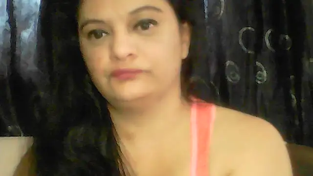 Snapshot of sweetnessangel chatting on October 26, 8:04 am sweetnessangel online show from October 26, 8:04 am