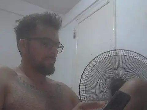 Snapshot of el_principe_hot chatting on November 4, 1:31 am el principe hot online show from November 4, 1:31 am