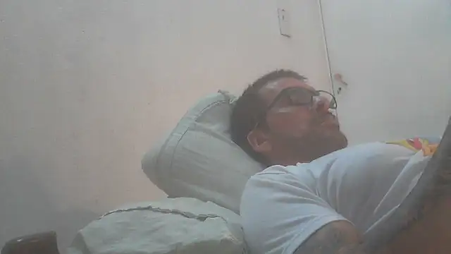 Snapshot of el_principe_hot chatting on December 18, 5:12 am el principe hot online show from December 18, 5:12 am