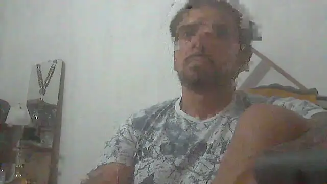 Snapshot of el_principe_hot chatting on December 4, 4:11 am el principe hot online show from December 4, 4:11 am