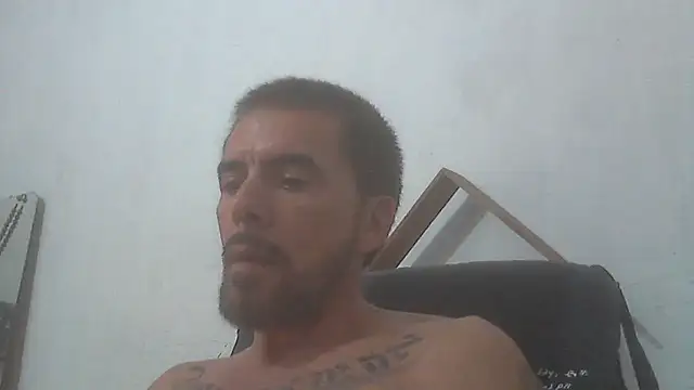 Snapshot of el_principe_hot chatting on January 16, 4:16 am el principe hot online show from January 16, 4:16 am