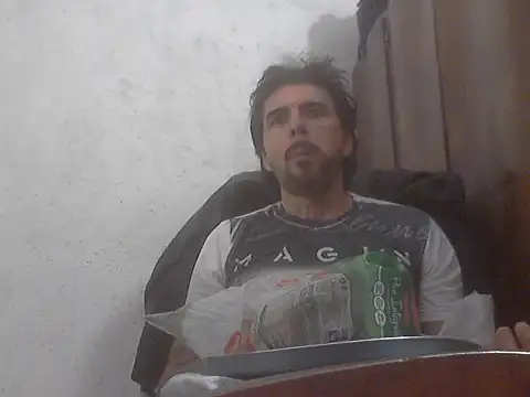 Snapshot of el_principe_hot chatting on October 2, 1:09 am el principe hot online show from October 2, 1:09 am