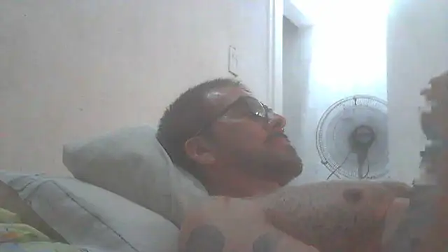 Snapshot of el_principe_hot chatting on December 14, 5:24 am el principe hot online show from December 14, 5:24 am