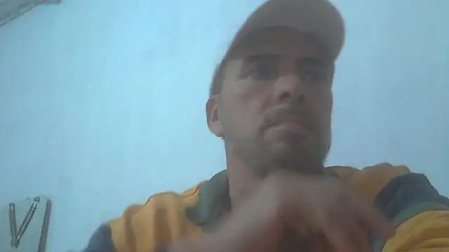 Snapshot of el_principe_hot chatting on January 9, 3:13 am el principe hot online show from January 9, 3:13 am