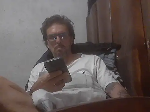 Snapshot of el_principe_hot chatting on September 27, 2:28 am el principe hot online show from September 27, 2:28 am