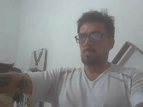 Snapshot of el_principe_hot chatting on November 21, 3:49 am el principe hot online show from November 21, 3:49 am