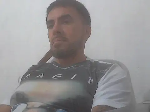 Snapshot of el_principe_hot chatting on February 16, 5:06 am el principe hot online show from February 16, 5:06 am