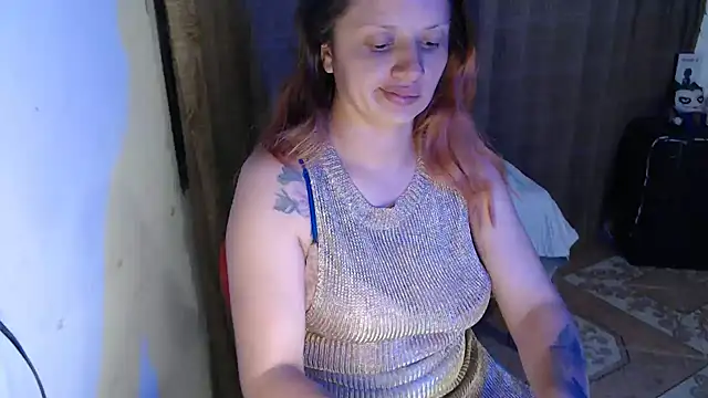 kattydirtylol online show from December 5, 4:33 am