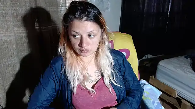 Snapshot of kattydirtylol chatting on January 16, 8:36 pm kattydirtylol online show from January 16, 8:36 pm