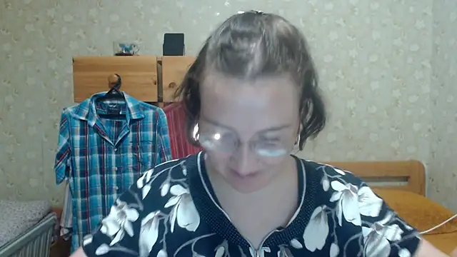 Snapshot of Smart_Rose chatting on September 10, 4:39 pm Smart Rose online show from September 10, 4:39 pm