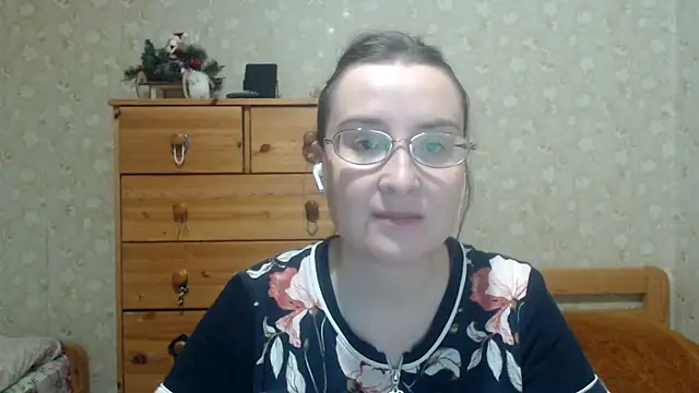 Smart Rose online show from February 9, 7:34 pm