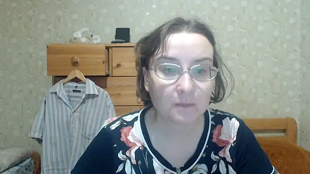 Smart Rose online show from March 7, 4:01 pm