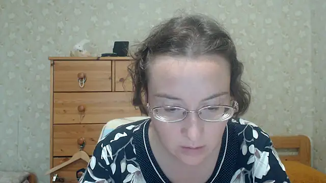Snapshot of Smart_Rose chatting on June 4, 4:11 pm Smart Rose online show from June 4, 4:11 pm
