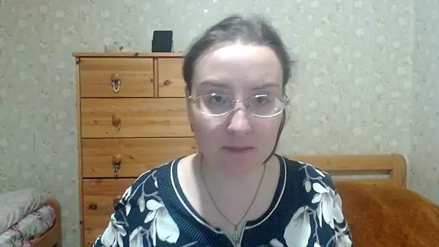 Snapshot of Smart_Rose chatting on November 18, 4:43 pm Smart Rose online show from November 18, 4:43 pm