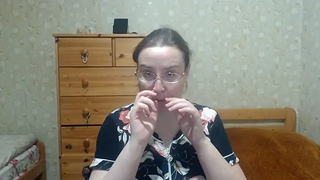 Snapshot of Smart_Rose chatting on November 23, 3:33 pm Smart Rose online show from November 23, 3:33 pm