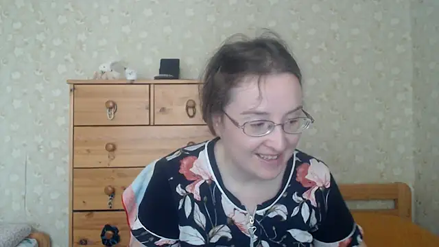 Snapshot of Smart_Rose chatting on April 21, 3:18 pm Smart Rose online show from April 21, 3:18 pm