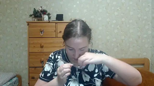 Smart Rose online show from February 4, 7:31 pm