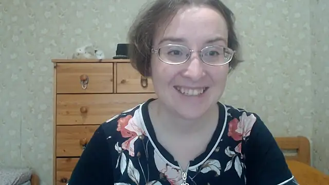 Snapshot of Smart_Rose chatting on April 22, 2:57 pm Smart Rose online show from April 22, 2:57 pm