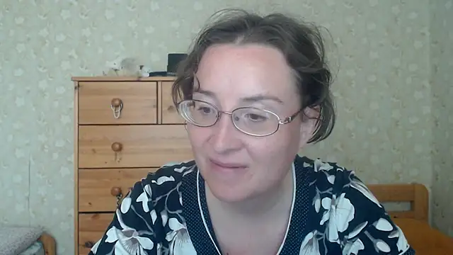 Snapshot of Smart_Rose chatting on May 9, 2:53 pm Smart Rose online show from May 9, 2:53 pm