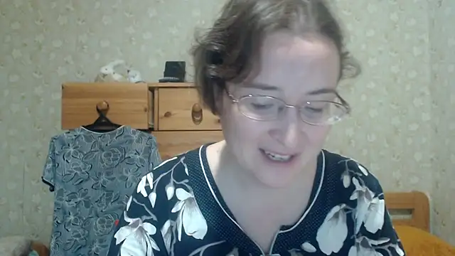 Smart Rose online show from April 15, 4:33 pm