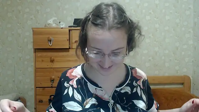 Smart Rose online show from March 5, 6:59 pm